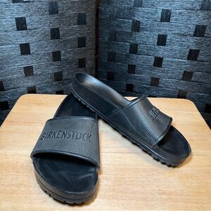 Women’s Size 12-12.5 Birkenstock Barbados EVA Black slide sandals